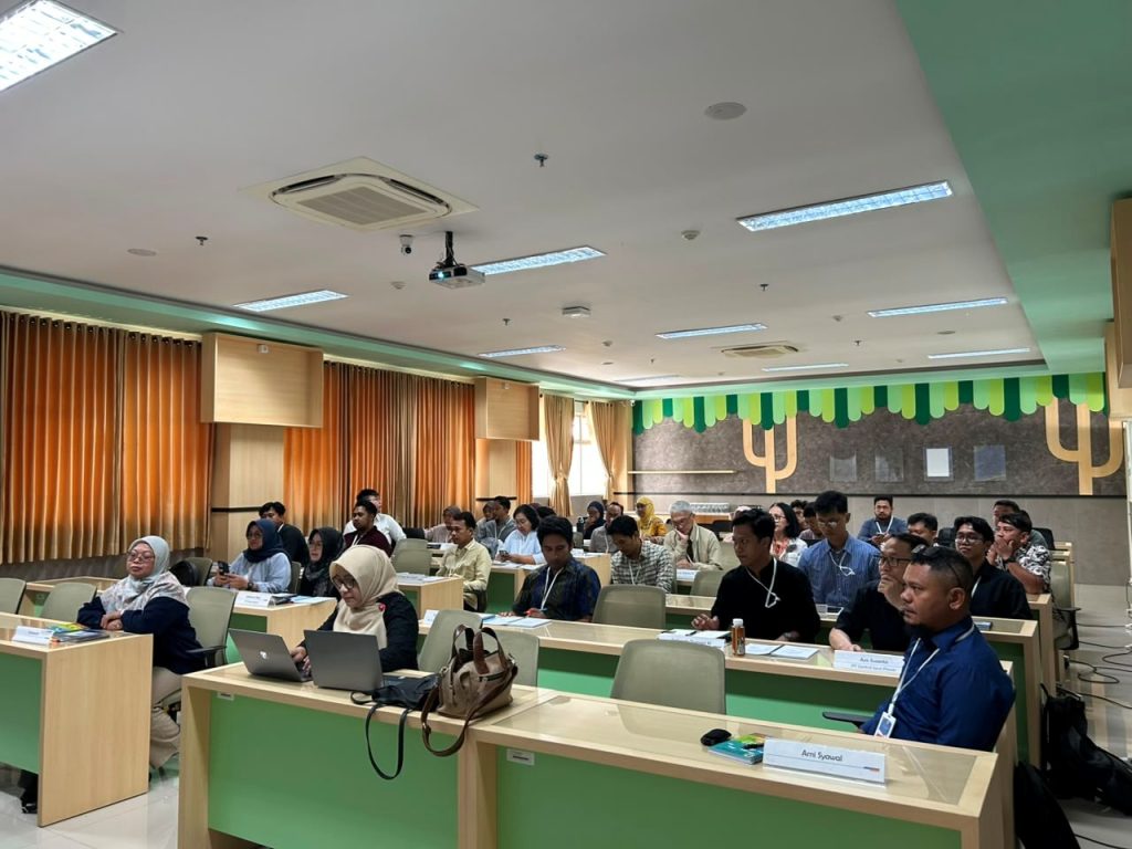 Pembukaan Pelatihan Auditor Lingkungan Angkatan ke-36 di Pusat Studi Lingkungan Hidup UGM 2